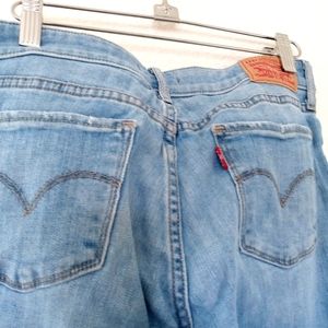 Women's Levi's skinny Jeans